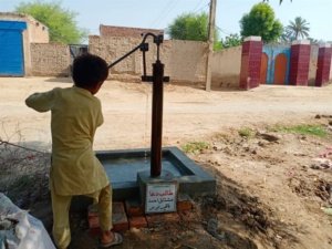 Rahim Yar Khan - Handpump - 21029a