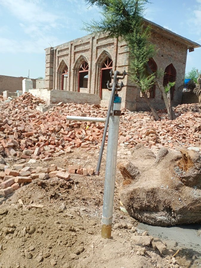 Rahim Yar Khan - Handpump - 21013a