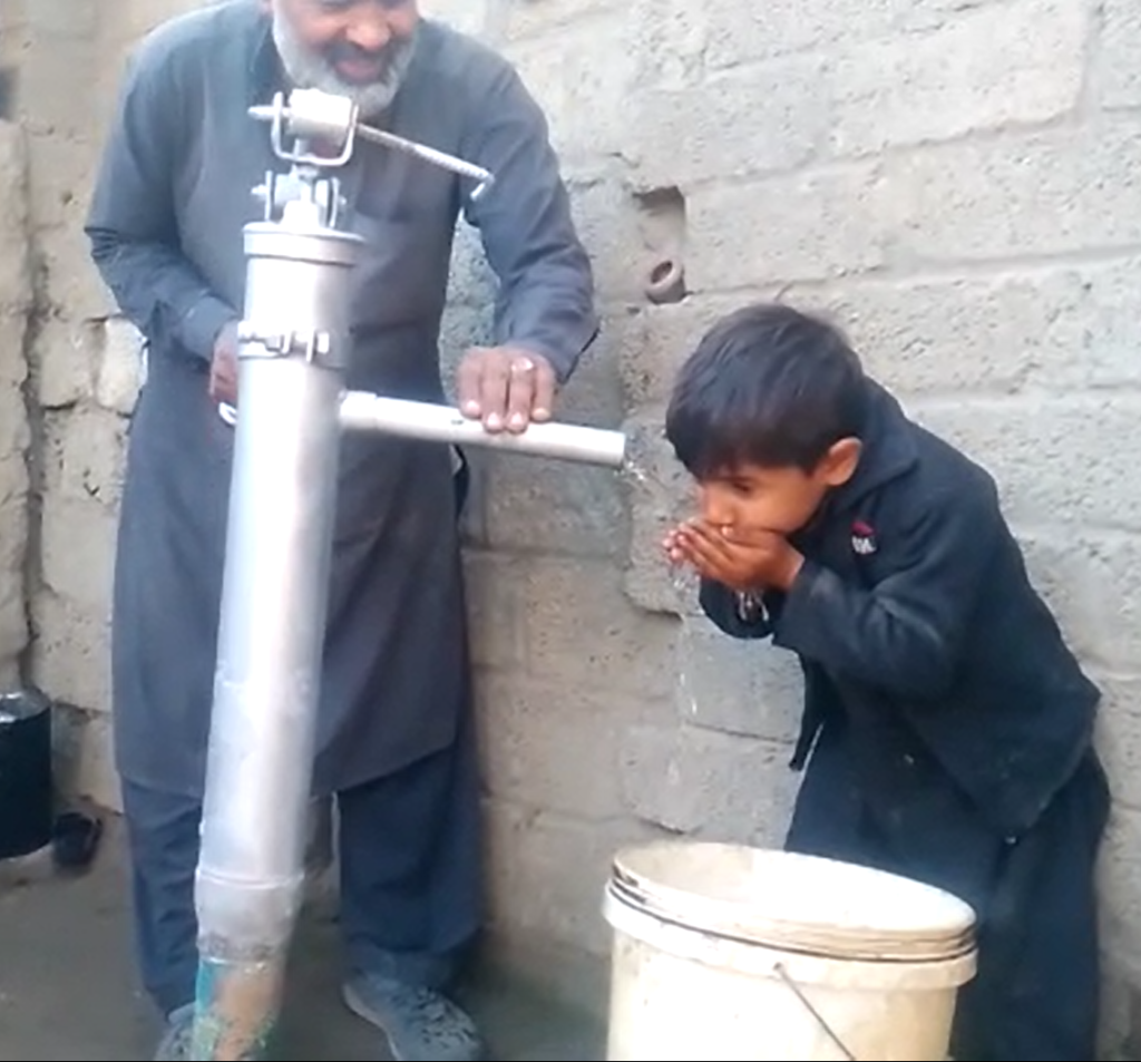 03 Charsadda - Handpump